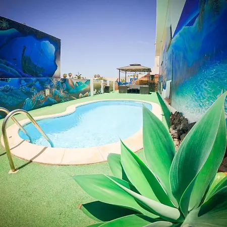 Surf Riders Fuerteventura (adults Only) בית הארחה קורלחו