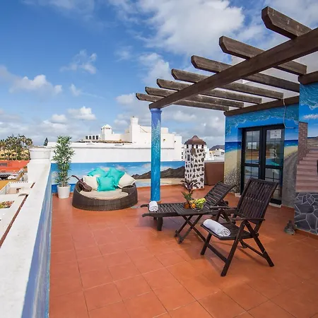 Surf Riders Fuerteventura (adults Only) בית הארחה קורלחו