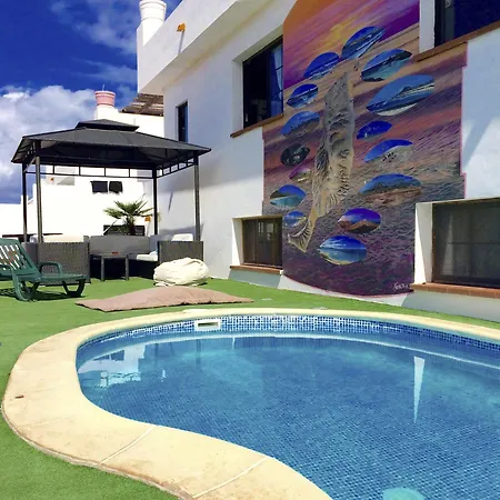 Surf Riders Fuerteventura (adults Only) בית הארחה קורלחו