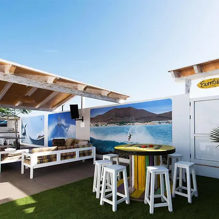 בית הארחה Surf Riders Fuerteventura (adults Only) 2*