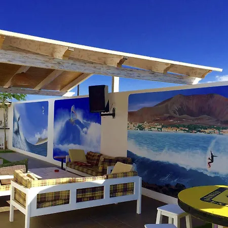 בית הארחה Surf Riders Fuerteventura (adults Only) 2*