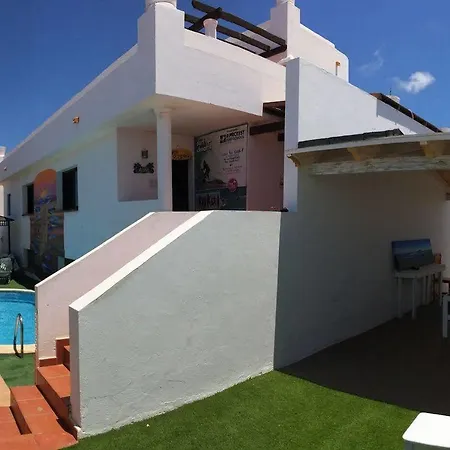 בית הארחה Surf Riders Fuerteventura (adults Only) 2*